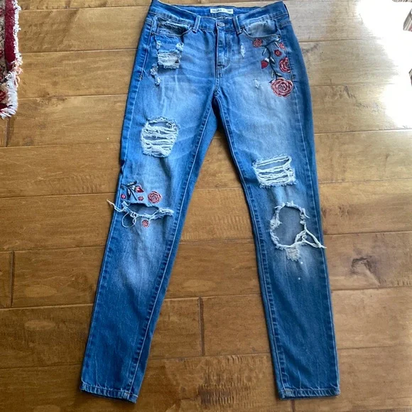 Mudd Embroidered skinny jeans 7  & Bonus - Picture 2 of 9